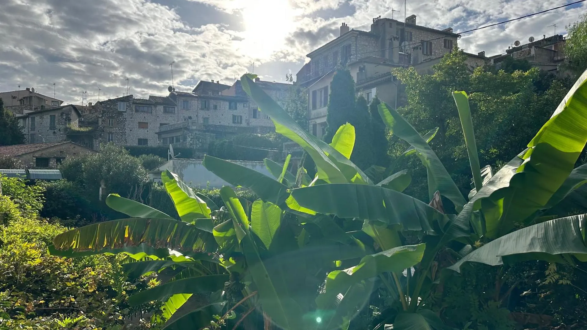 Traumhafte Ferienwohnung Nuages In Der Villa-Fontaine-Vieille, Vence, Naehe Nizza 0*, ונס